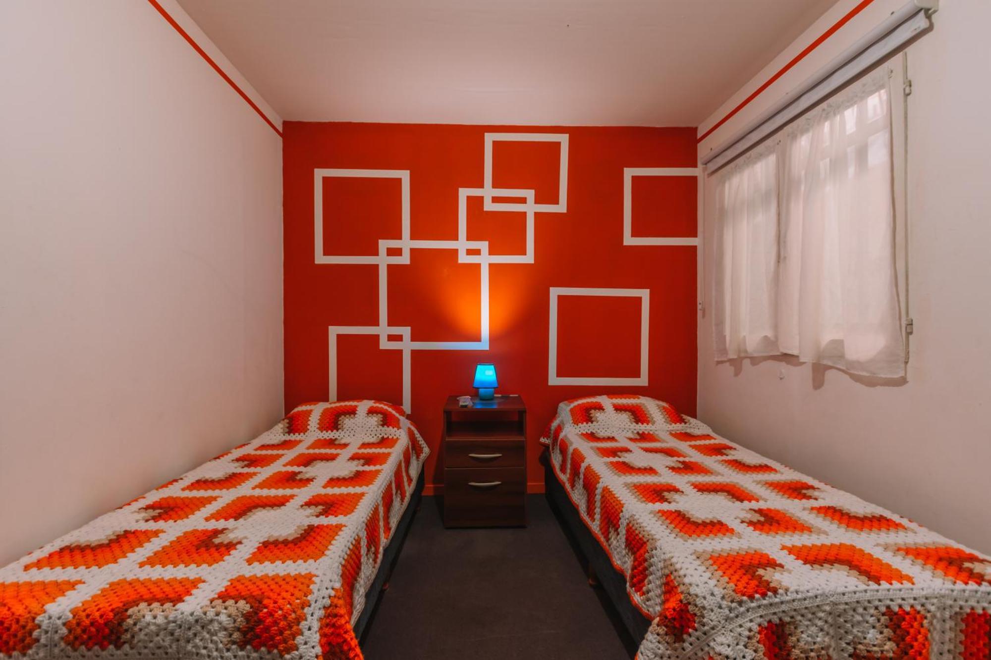 Habitaciones Mary 2 Camas Simples En Casa Compartida Ushuaia Exterior photo